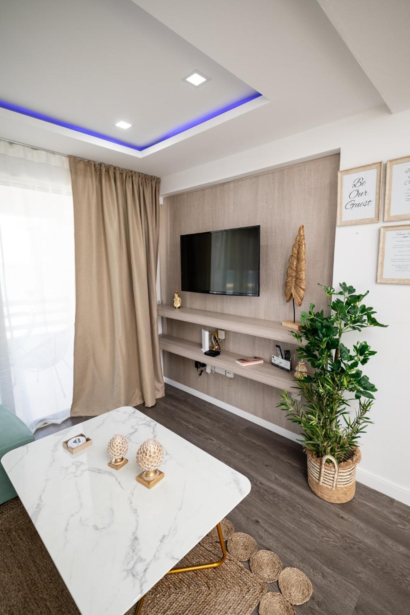 Lazuli Beachfront Sea View Ap144 Larnaca Ngoại thất bức ảnh